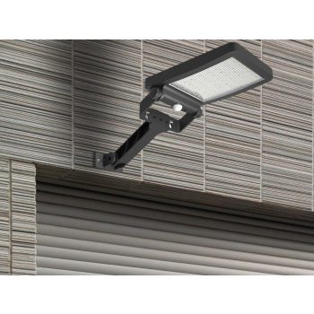 NEDES LED napelemes lámpa érzékelővel 5W / 4000K - LS024