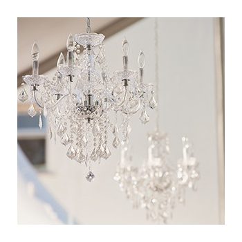 Csillárok és dekoratív lámpatestek